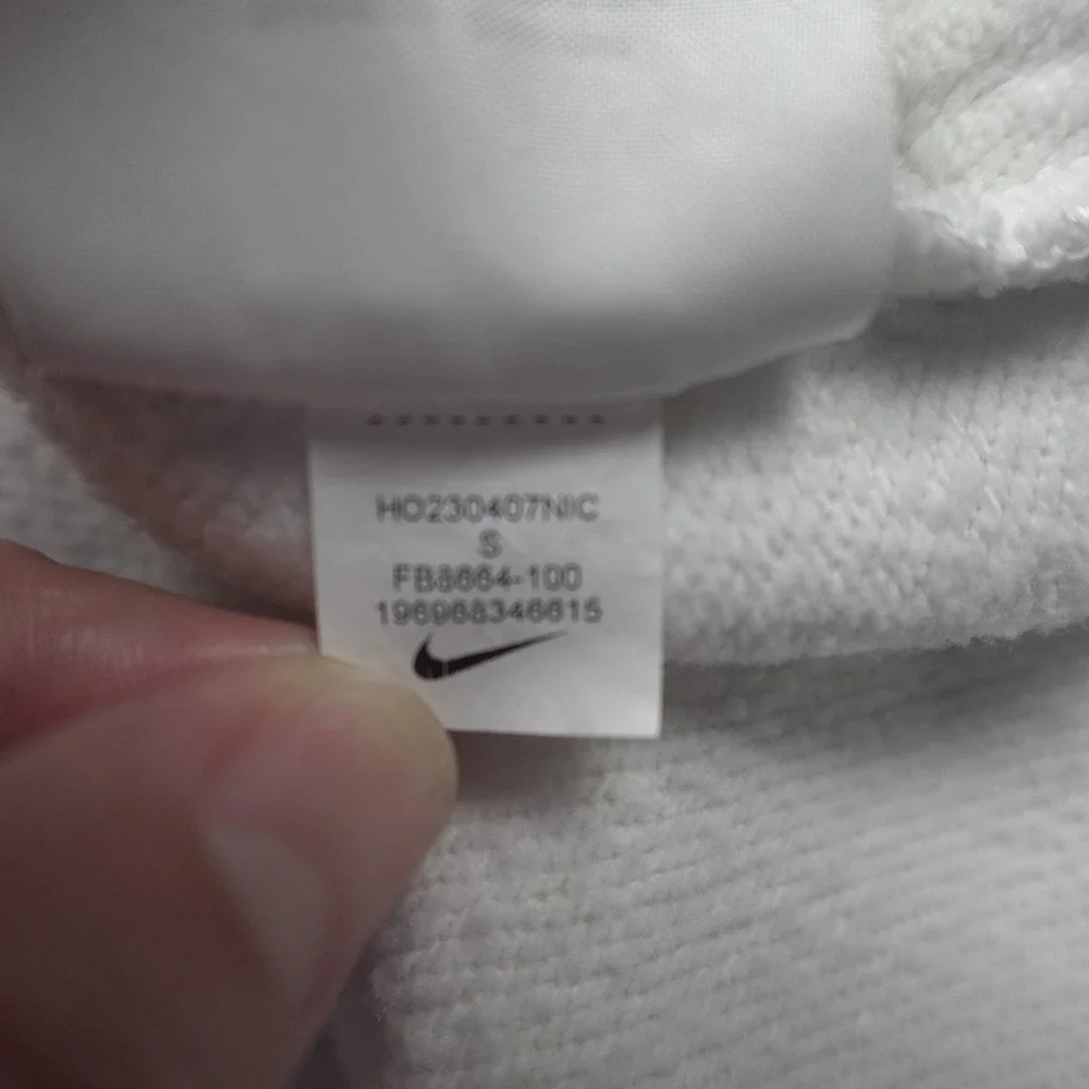 Nike Sweatshirt Womens Small White Funnel Neck Athleisure Pullover Logo